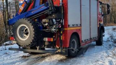 Intervenție a pompierilor deveni pe porțiunea de drum Căprioara – Mintia